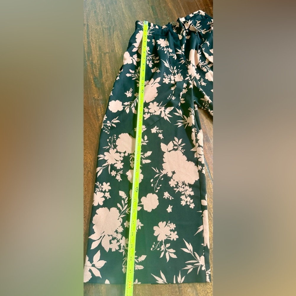 DR2 Black and Taupe Floral Crop Wide Leg Pants with Pockets - Picture 13 of 13